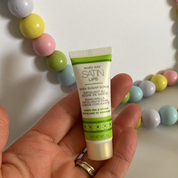 Mary Kay Satin Lips - Picture 4 of 6